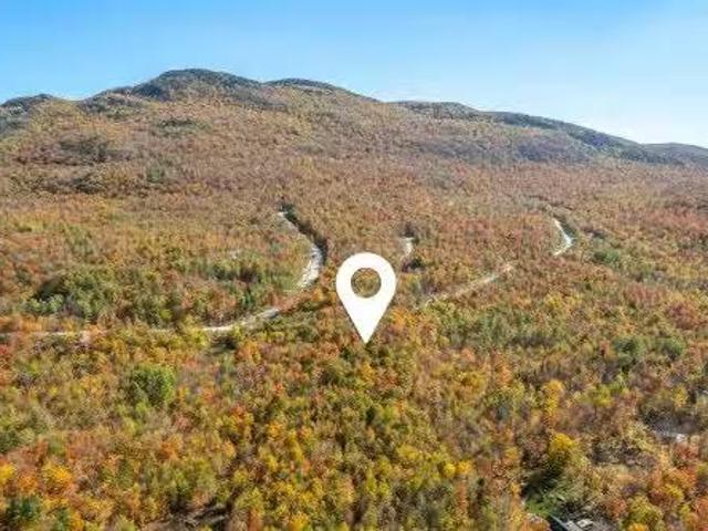 House for sale in Memphrémagog, Quebec