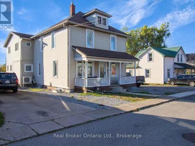 House for sale in Niagara, Ontario