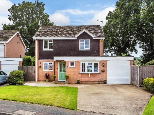 House for rent in Woking, Surrey