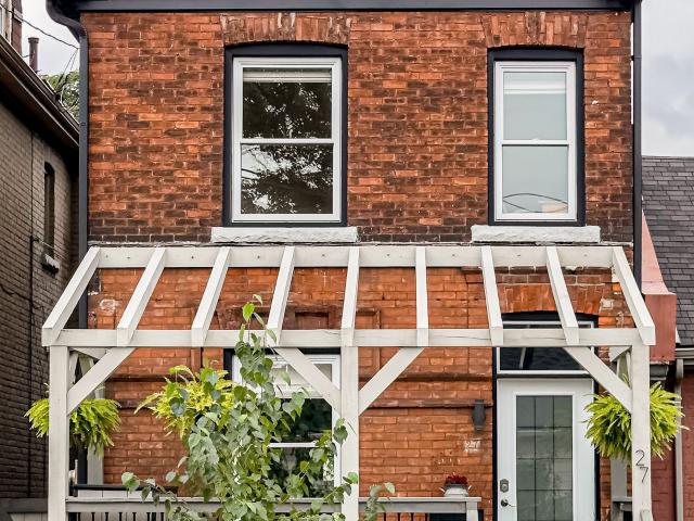 House for sale in Ancaster, Ontario