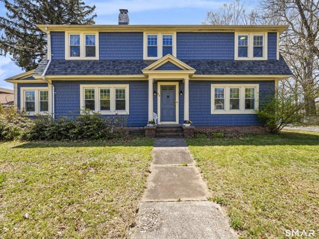 House for sale in North Haven, Connecticut