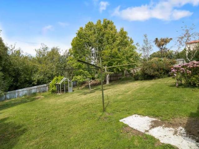House for sale in Otakou