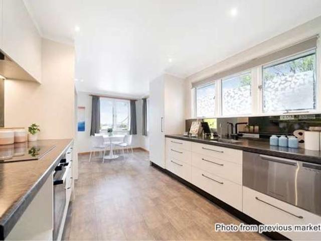 House for sale in Te Atatū South, Henderson-Massey