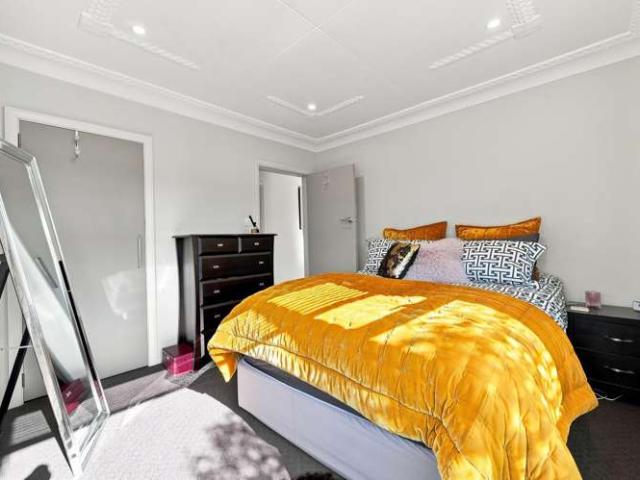 House for sale in Otakou