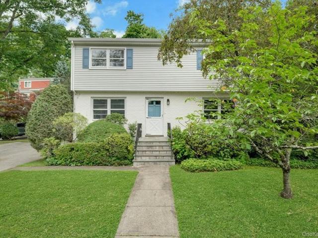 House for sale in Scarsdale, New York