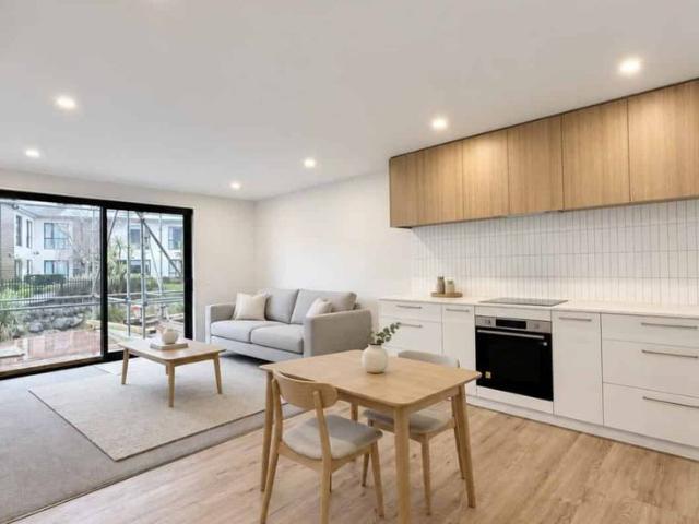 Townhouse for rent in Heathcote, Canterbury