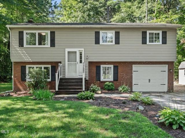 House for sale in Saratoga, New York