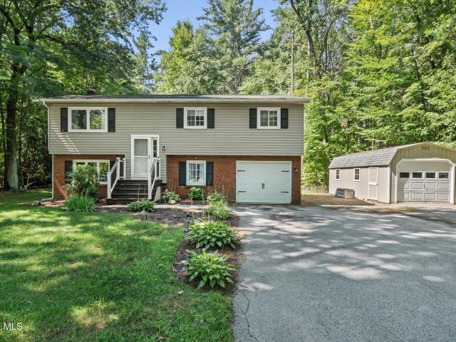 House for sale in Saratoga, New York