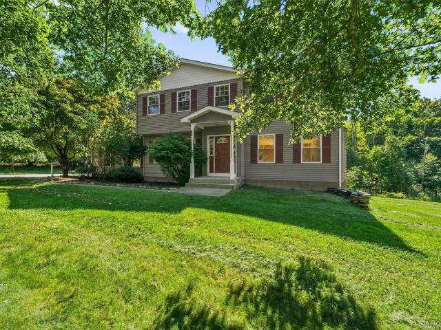 House for sale in Bloomingburg, New York