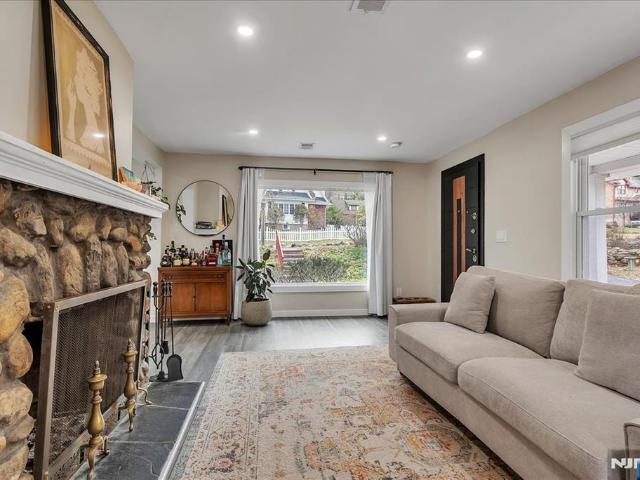 House for sale in Montvale, New Jersey