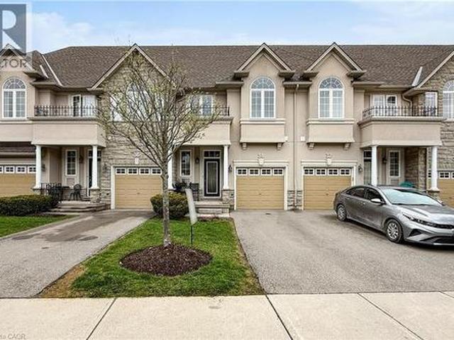 Townhouse for sale in Ancaster, Ontario