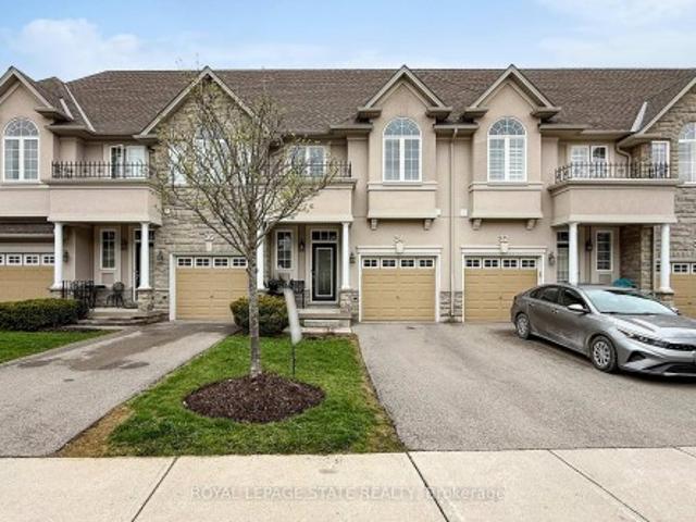 Townhouse for sale in Ancaster, Ontario