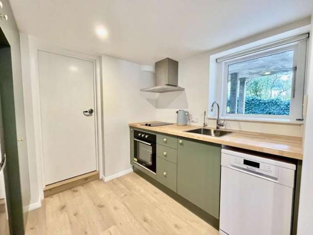 Apartment for rent in Days Bay, Wellington