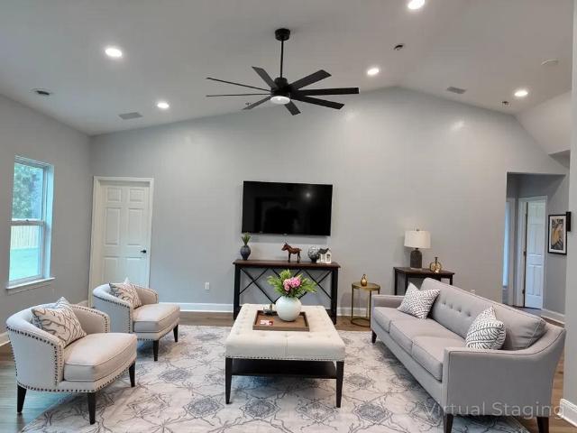 House for sale in Midway, Florida