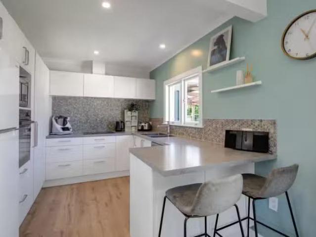 House for sale in Chaslands, Canterbury