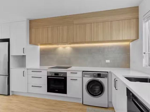 House for sale in Chaslands, Canterbury