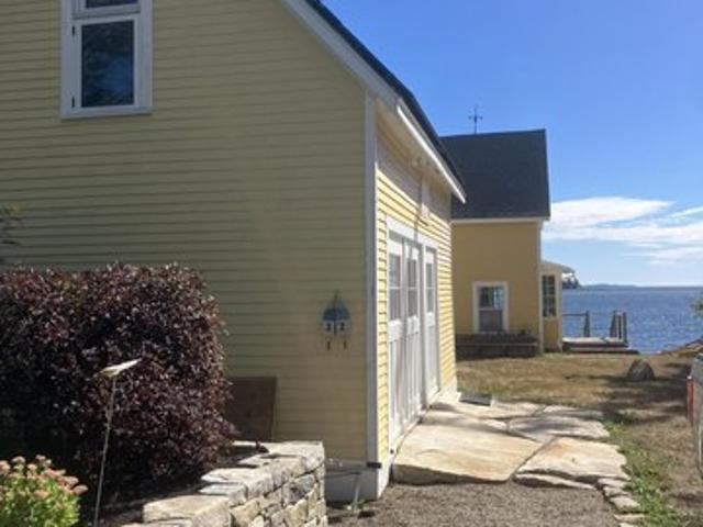 House for sale in Owls Head, Maine