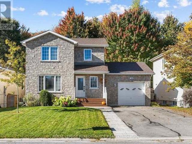 House for sale in Limoges, The Nation
