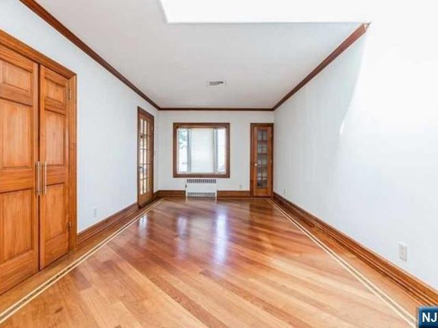 Property for rent in Cresskill, New Jersey