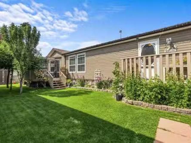 House for sale in Whitecourt, Alberta