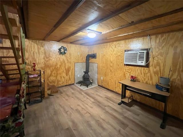 House for sale in Mound City, Linn County
