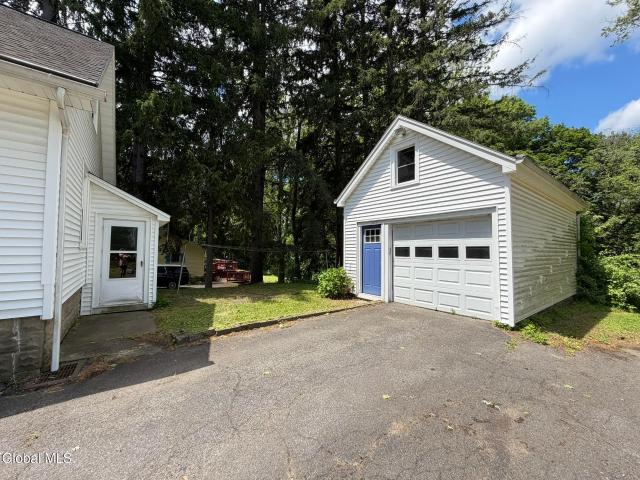 House for sale in Guilderland, New York