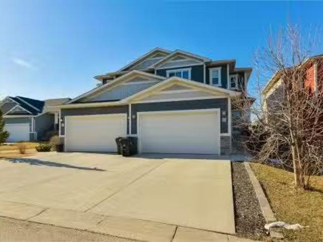 House for sale in Spruce Grove, Alberta