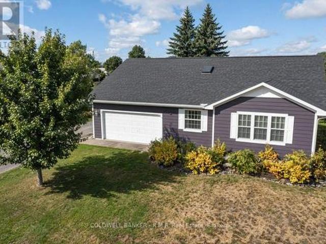 House for sale in Kawartha Lakes, Central Ontario
