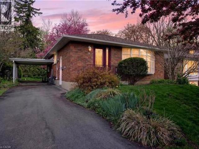 House for sale in Ancaster, Ontario
