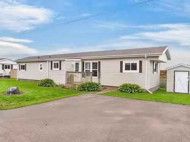 House for sale in Cornwall, Queens County