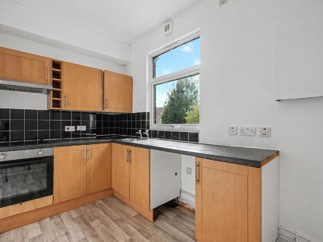 Apartment for rent in Brompton, Gillingham