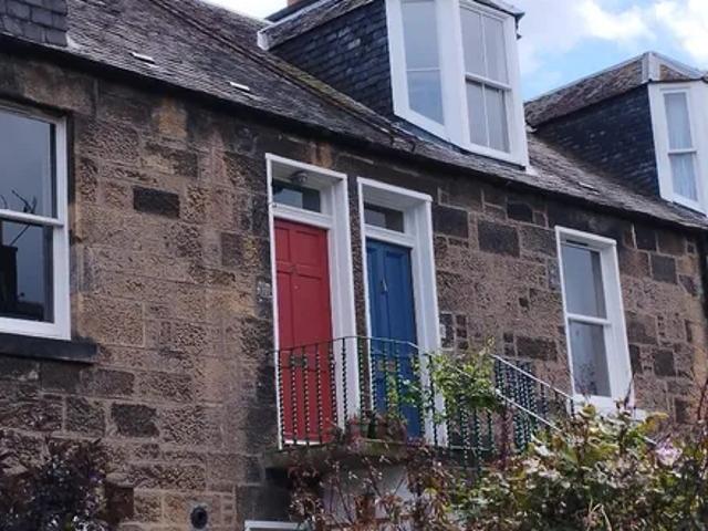 House for rent in Hillside, Leith