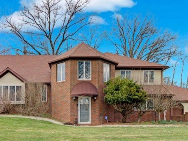 House for sale in Malvern, Ohio