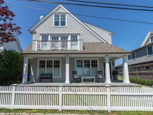 House for rent in Branford
