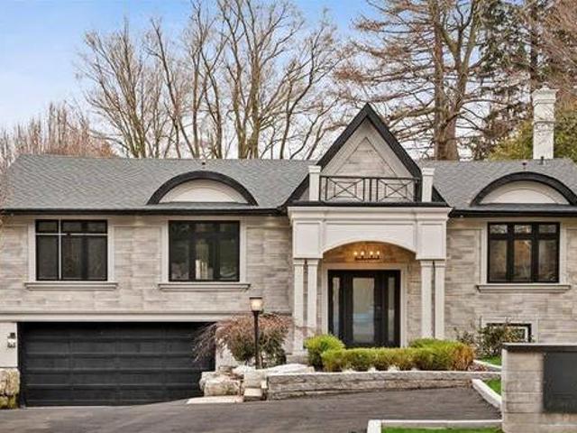 House for sale in Ancaster, Ontario