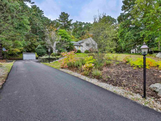 House for sale in Hooksett, Merrimack County