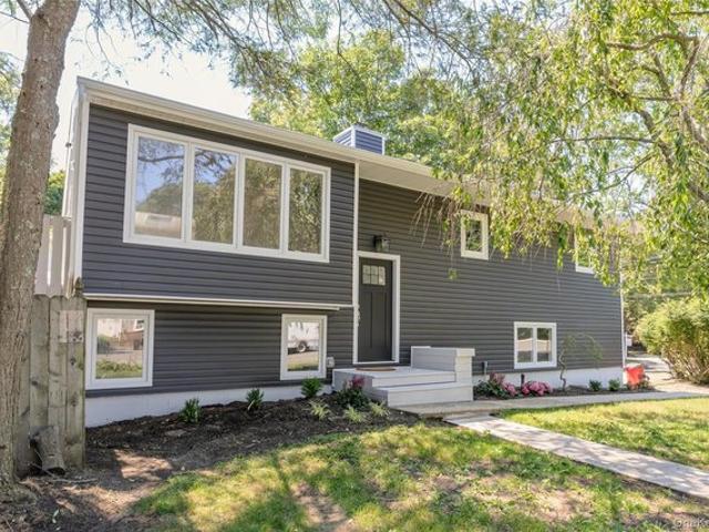 House for sale in Centereach, New York