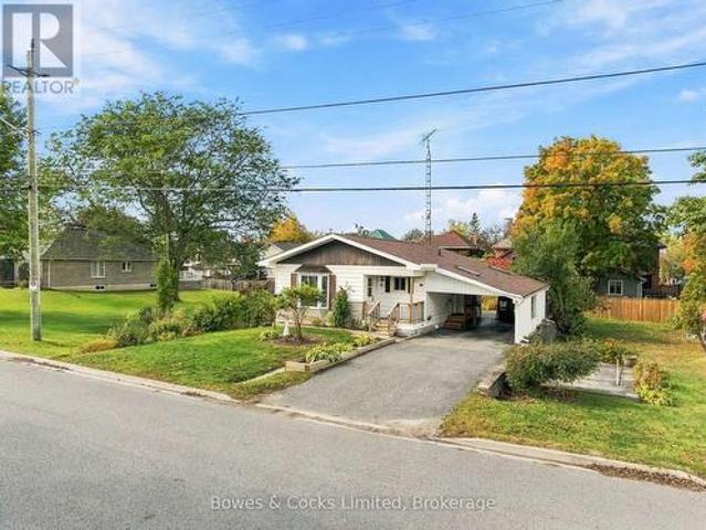 House for sale in Norwood, Asphodel-Norwood
