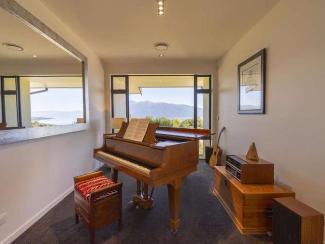 House for sale in Te Anau, Fiordland Community
