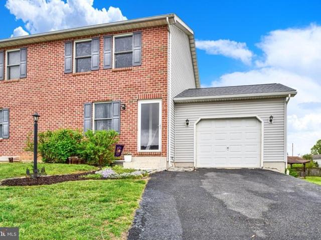 Townhouse for sale in Cumberland, Pennsylvania