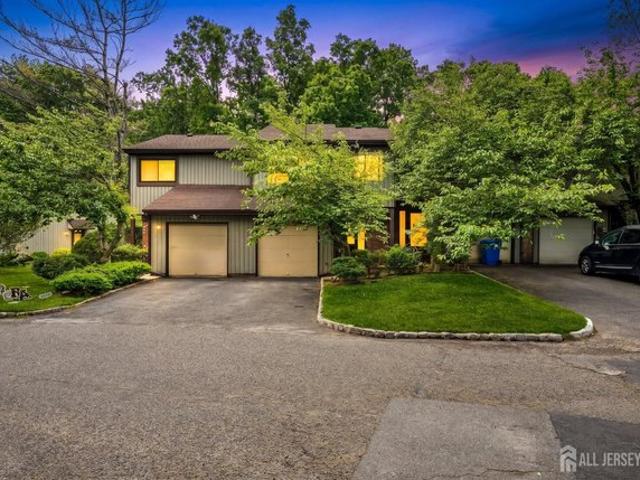 Condo for sale in Cliffwood, New Jersey