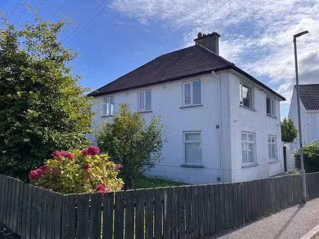 Apartment to rent in Corry, Connacht
