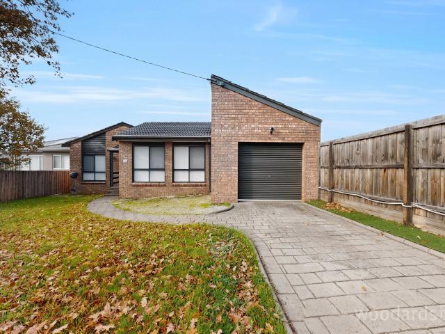 House for rent in Camerons Creek, Victoria