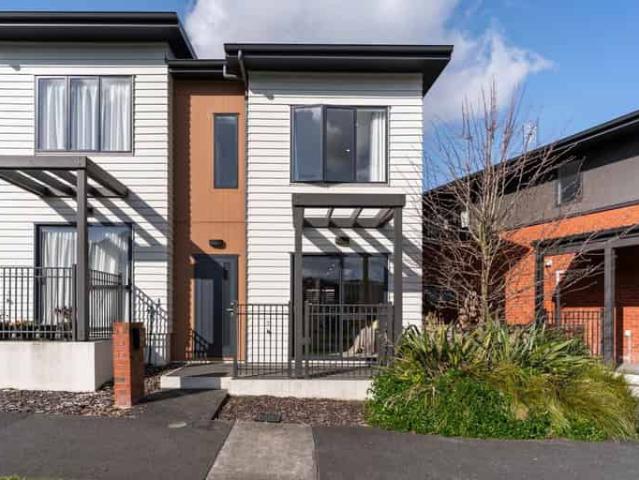 House for rent in Manurewa, Oroua County