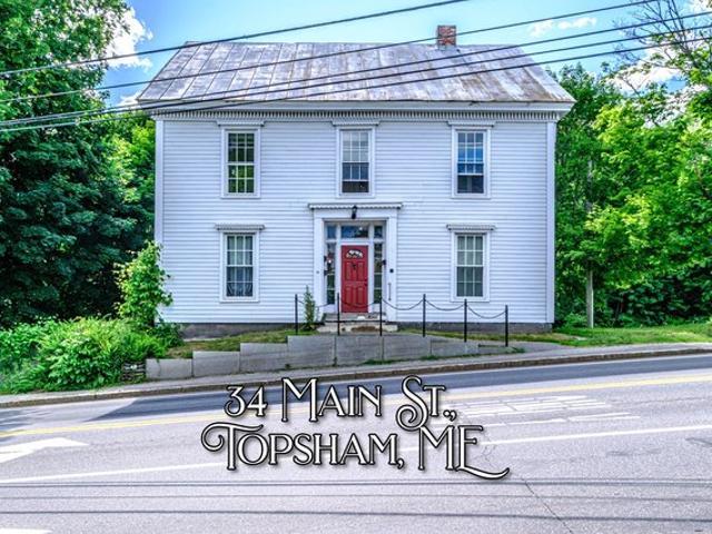 House for sale in Topsham, Maine