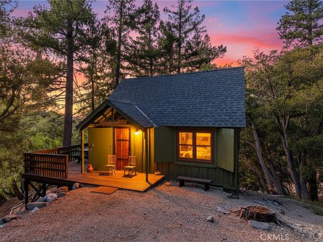 House for sale in Mt Baldy, California
