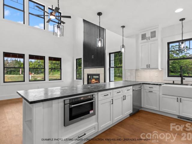 House for sale in Patton Park, Hendersonville