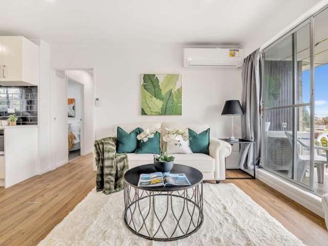 Apartment for sale in Balmoral, Oroua County