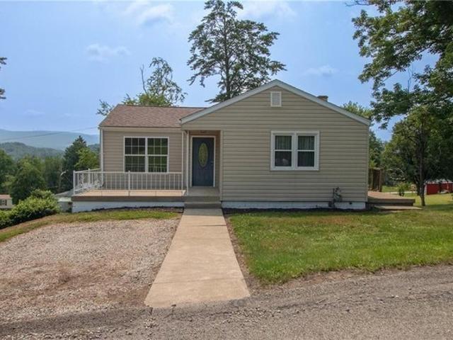 House for sale in Smithfield, Pennsylvania