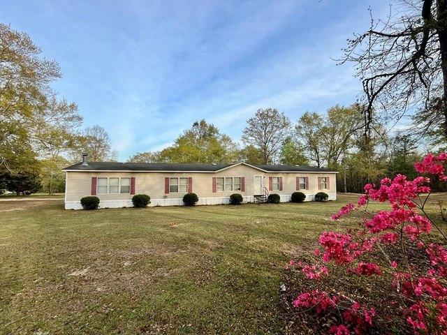 House for sale in Clayton, Alabama
